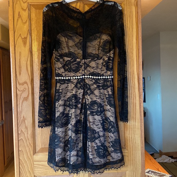 Soieblu Black Lace Party Dress - Picture 2 of 5